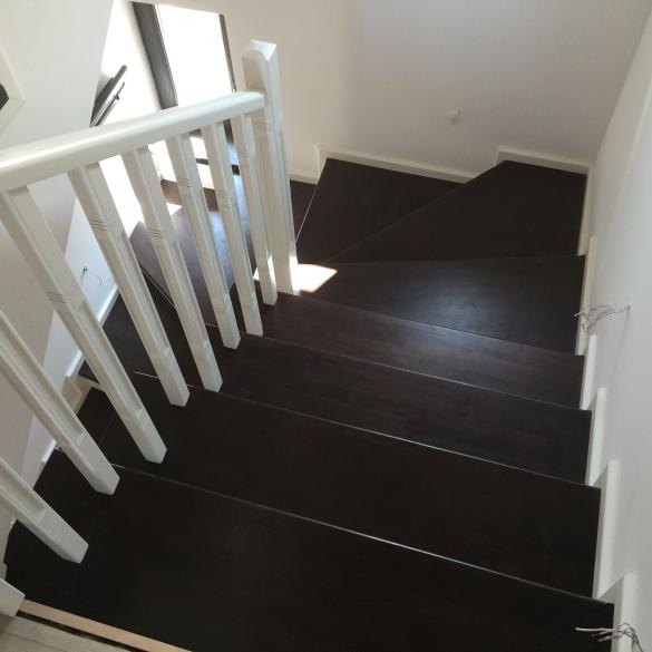 Placare scari din beton cu lemn